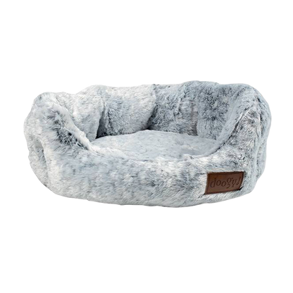Cama White Panther em imitação de pelo para cães e gatos
