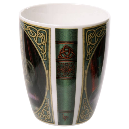 Taza de porcelana de gato y bola de cristal