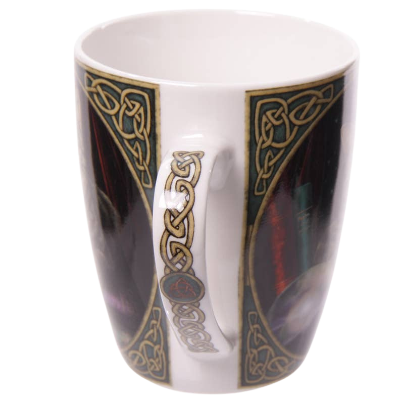 Taza de porcelana de gato y bola de cristal