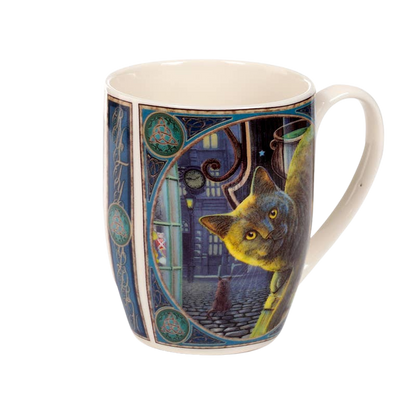 Taza de porcelana de gato y caldero oxidado