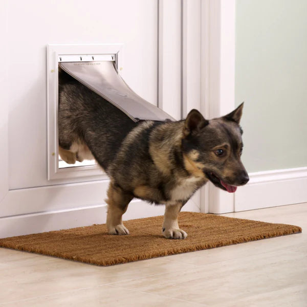 Porta basculante Staywell in alluminio con chiusura magnetica